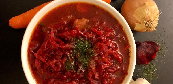 Bortsch traditionnel (soupe russe)